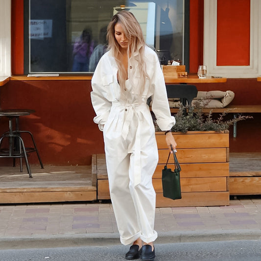 Dame Utility-jumpsuit med figursyet snit og praktiske lommer Stilla