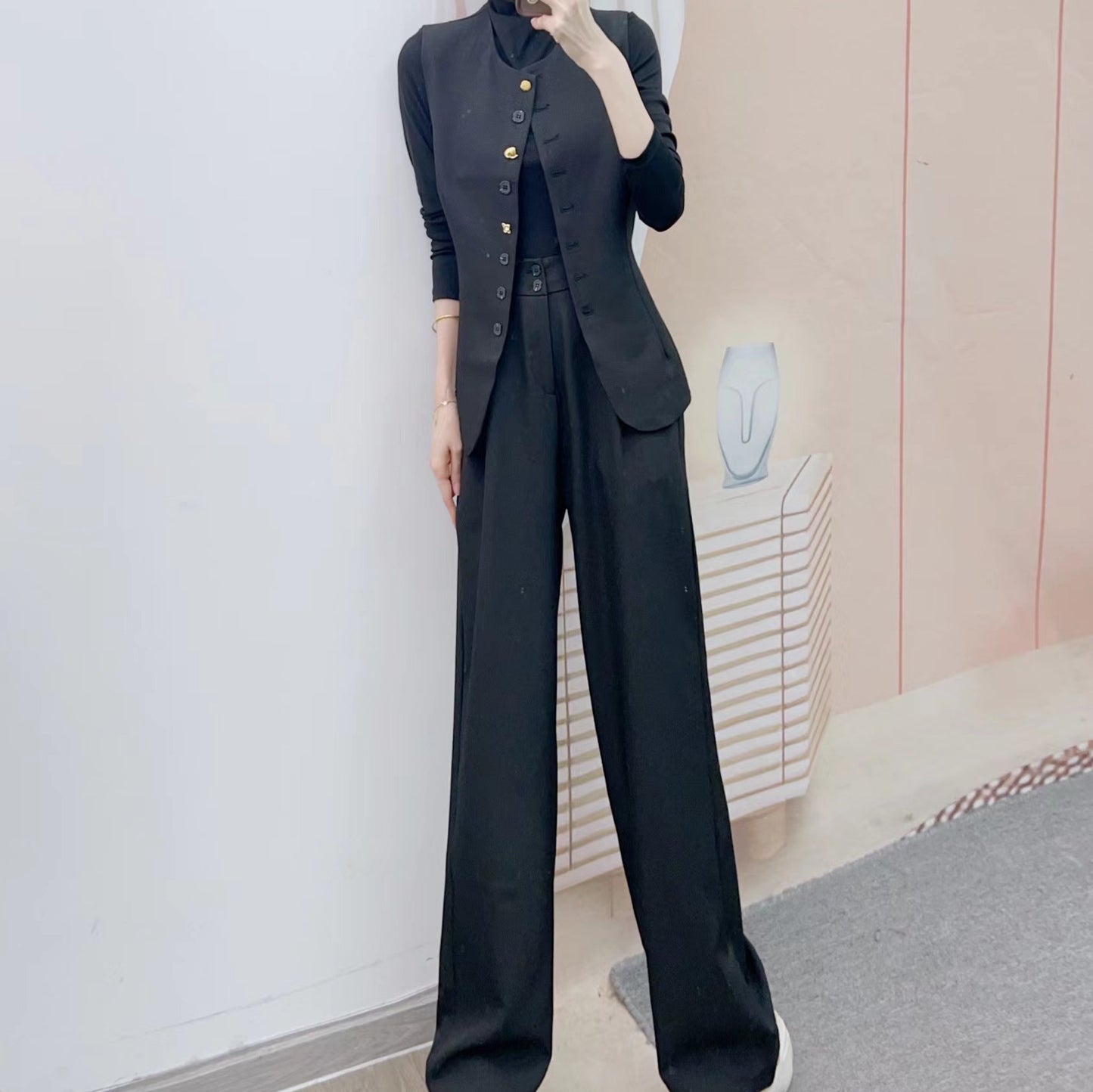 Dame Elegant Blazer-Bukser-Kombination med gyldne knapdetaljer og struktureret stof Stilla