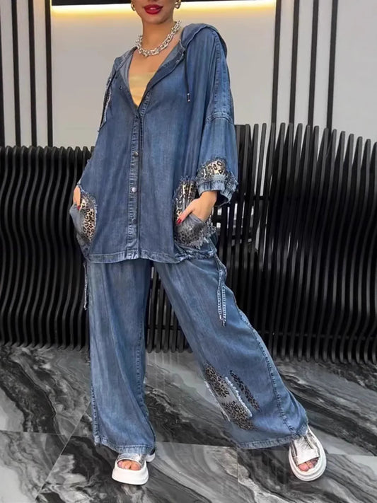 Dame afslappet denim sæt med hætte og dyreagtige accenter Stilla