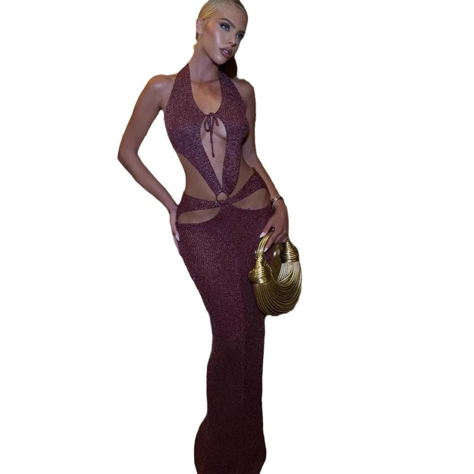 Dame Cut-Out Maxikjole med dyb V-udskæring og raffinerede detaljer Stilla