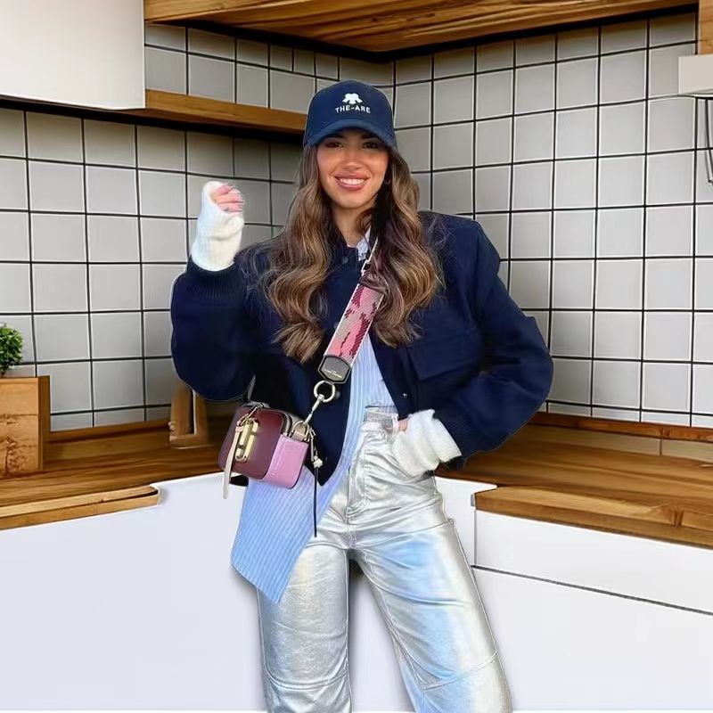 Dame cropped bomberjakke med praktiske lommer og elastiske manchetter Stilla