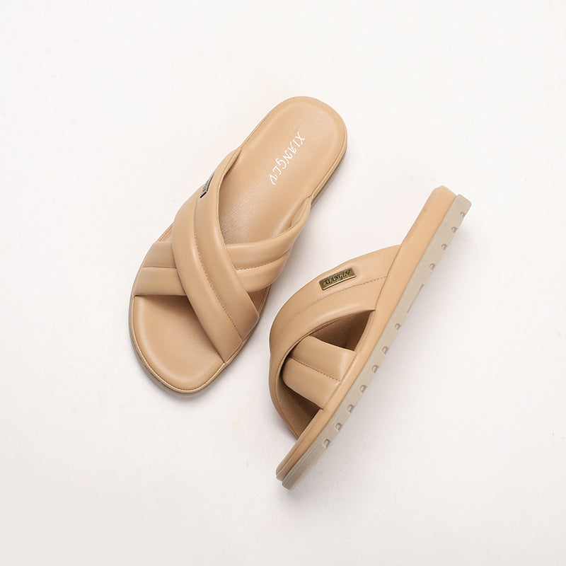 Dame afslappet slides med flettet remdesign Stilla