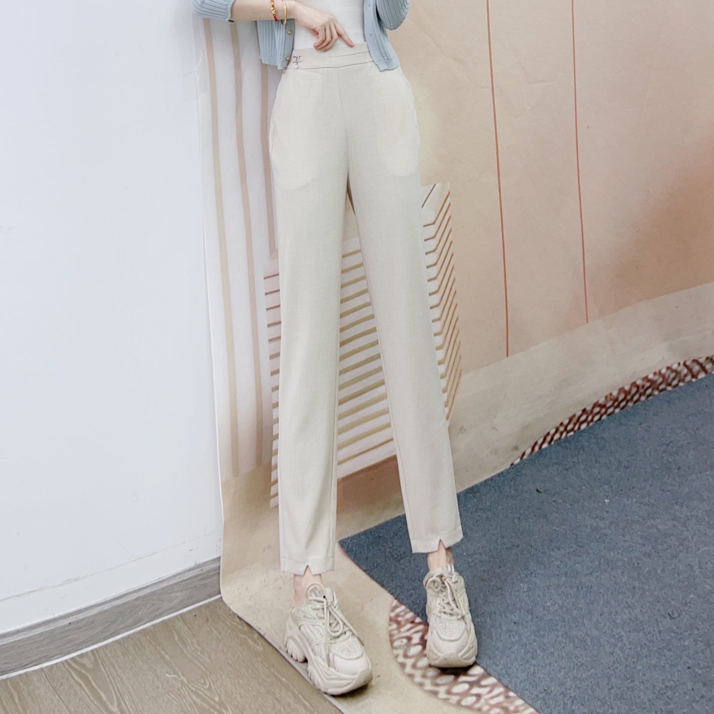 Dame elegant højhøjede bukser med moderne snit og justerbar talje Stilla