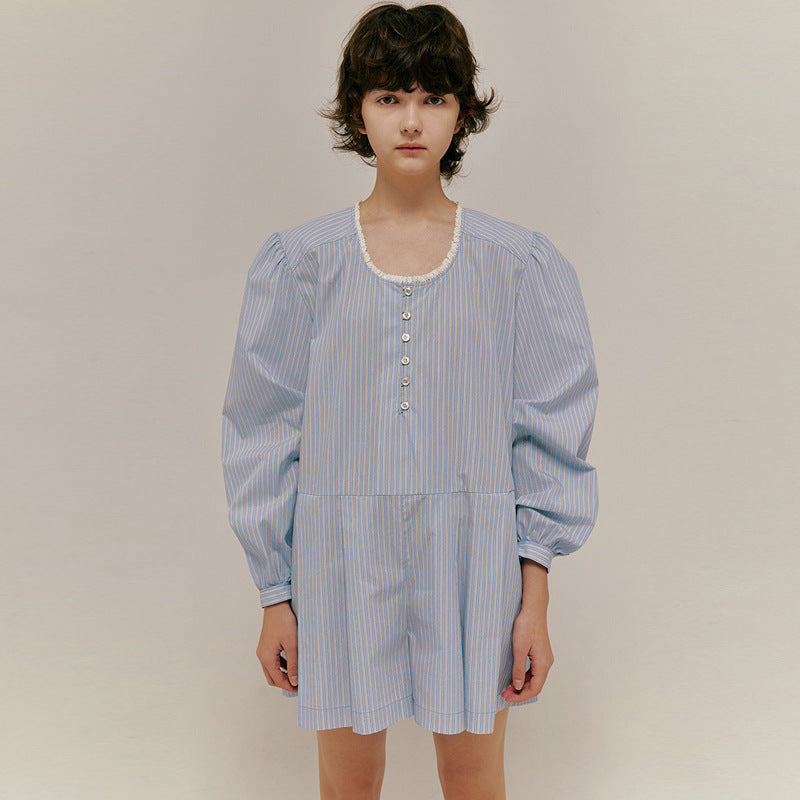 Dame afslappet kjole med puffærmer og knaplukning Stilla