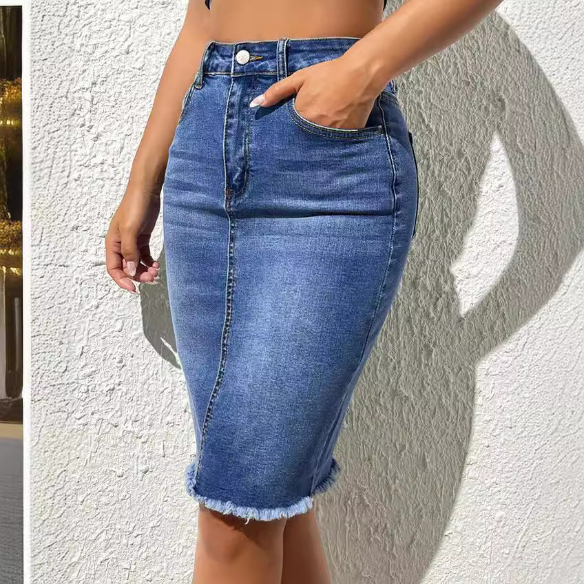Dame Denim blyantskørt i afslappet stil med frynset kant Stilla