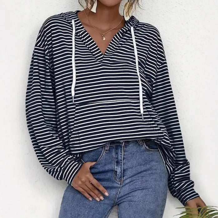 Dame afslappet hoodie med dyb V-halsudskæring og snoretræk Stilla