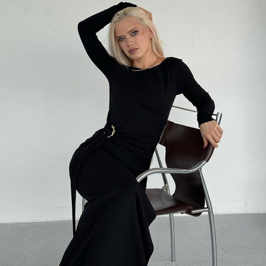 Dame Elegant langærmet kjole med udsøgt snit og raffinerede detaljer Stilla