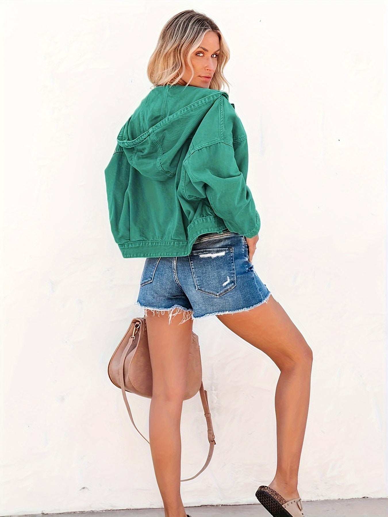 Dame cropped Denimjakke med hætte og strukturerede lommer Stilla