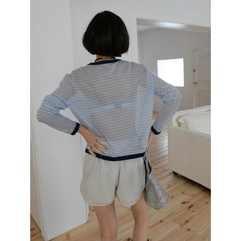 Dame - Lækkert, stribet oversized T-shirt med kontrastdetaljer Stilla