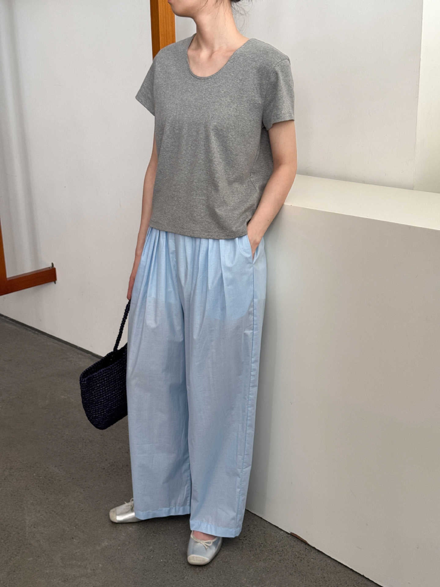 Dame afslappet kortærmet skjorte lavet af behageligt bomuld med relaxed fit Stilla