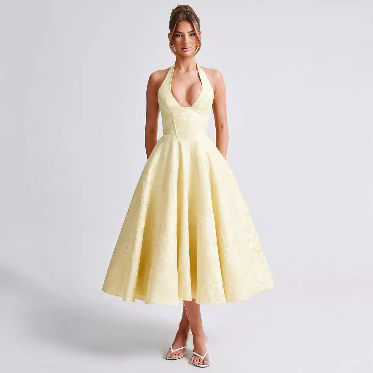 Dame A-linie spidshåndboldkjole med dyb V-udskæring og taljebetoning Stilla