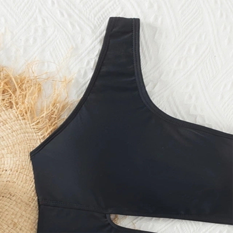 Dame Cut-Out-bikini-sæt med asymmetrisk top og høj talje Stilla