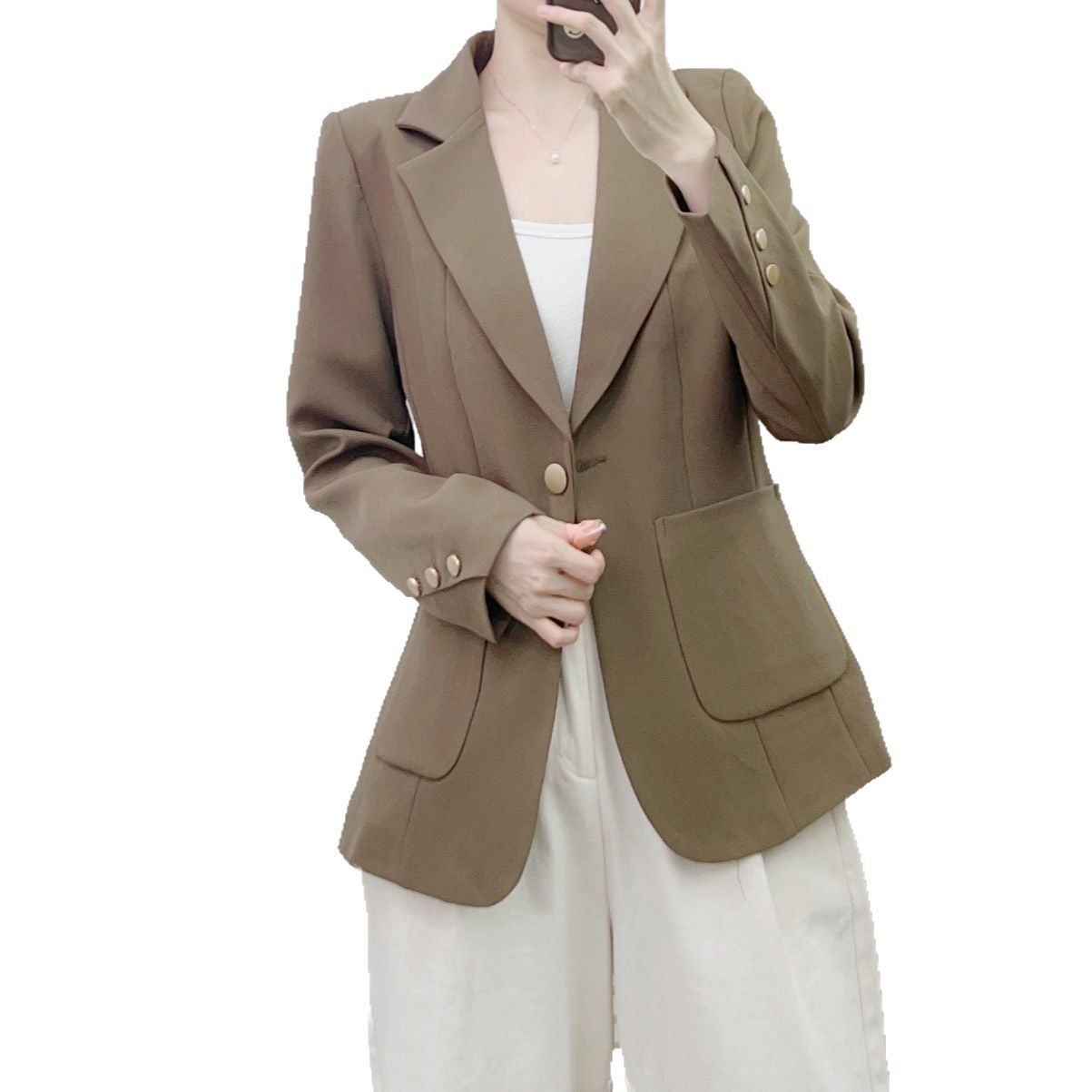 Dame Elegant Blazerjakke med raffinerede knapdetaljer og tætsiddende silhuet Stilla