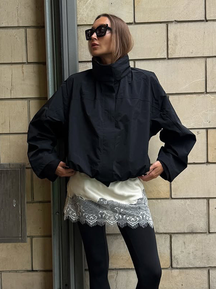 Dame afslappet oversized jakke med høj krave og justerbar lukning Stilla