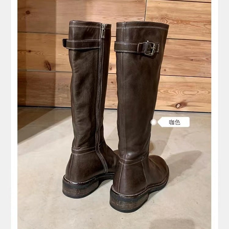 Dame høje læderstøvler med markant søm og elegant snit Stilla