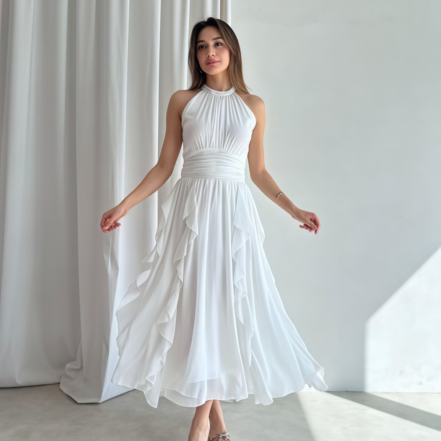 Dame elegant halværmet kjole med flæsedetaljer Stilla