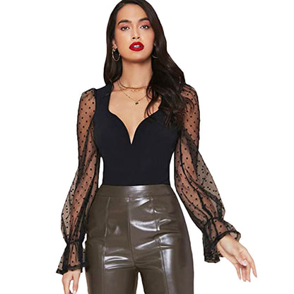 Dame bodysuit med dyb V-udskæring og elegante puffærmer Stilla