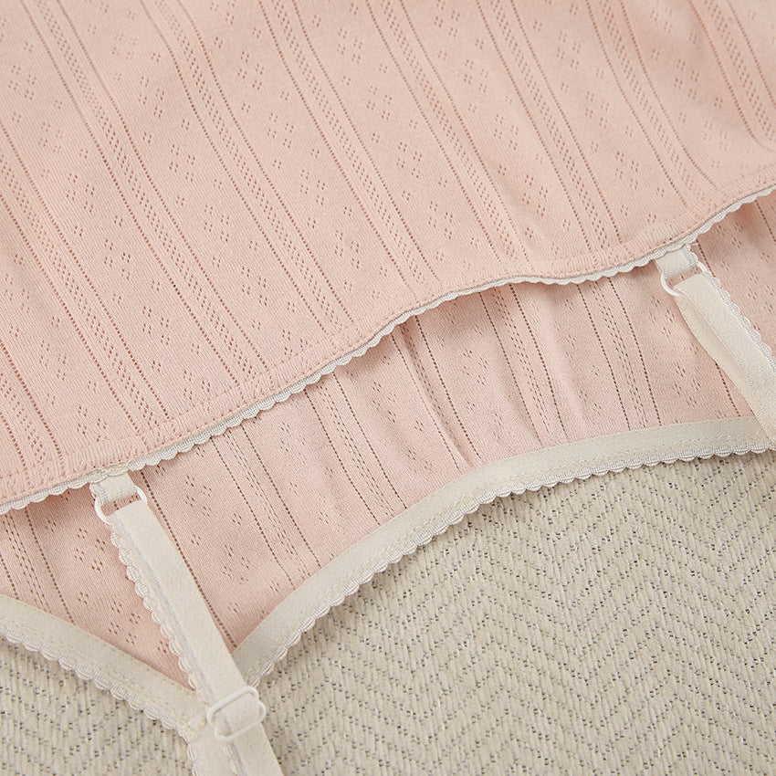 Dame Crop-Top og Shorts-Sæt i let materiale med dekorative strukturer Stilla