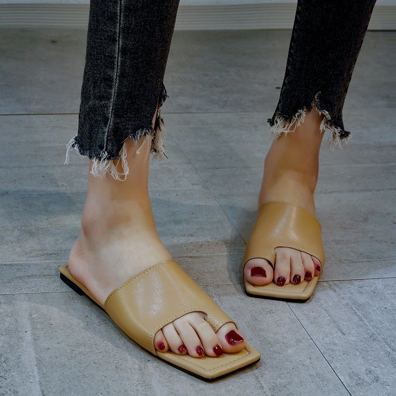 Dame åbne mules med elegant snit og komfortabel sål Stilla