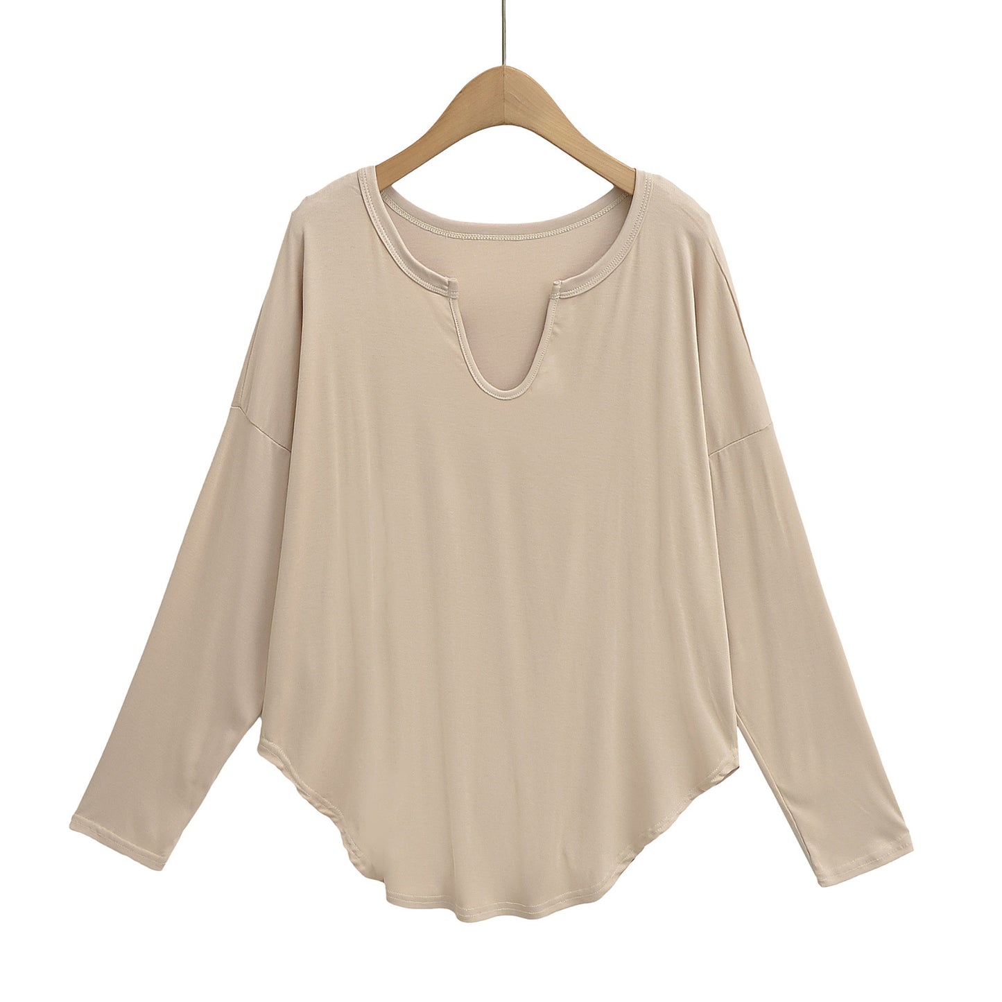 Dame afslappet longsleeve top med dyb v-hals og løstsiddende snit Stilla