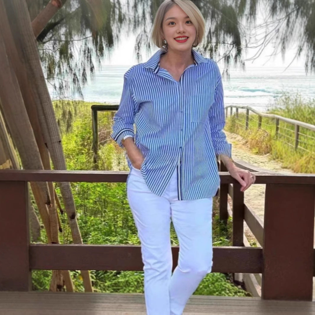 Dame afslappet bomulds skjorte med fine striber og brystlomme Stilla