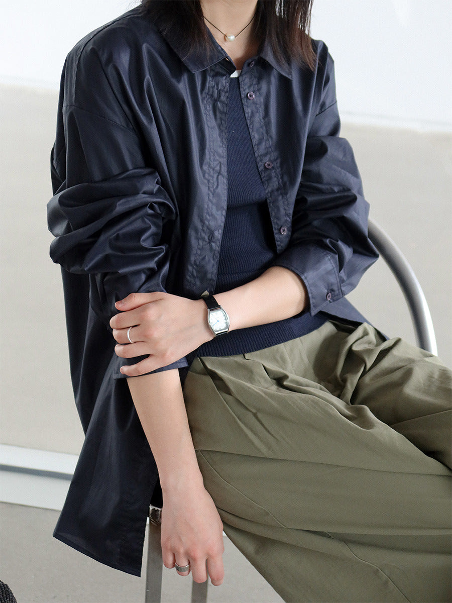 Dame afslappet bluse med moderne snit og praktisk brystlomme Stilla