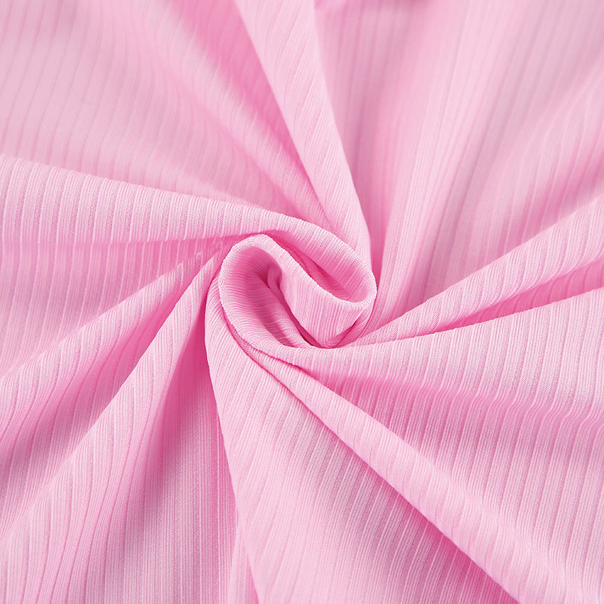 Dame afslappet lounge-sæt med cropped top og shorts lavet af fint strukturgarn Stilla