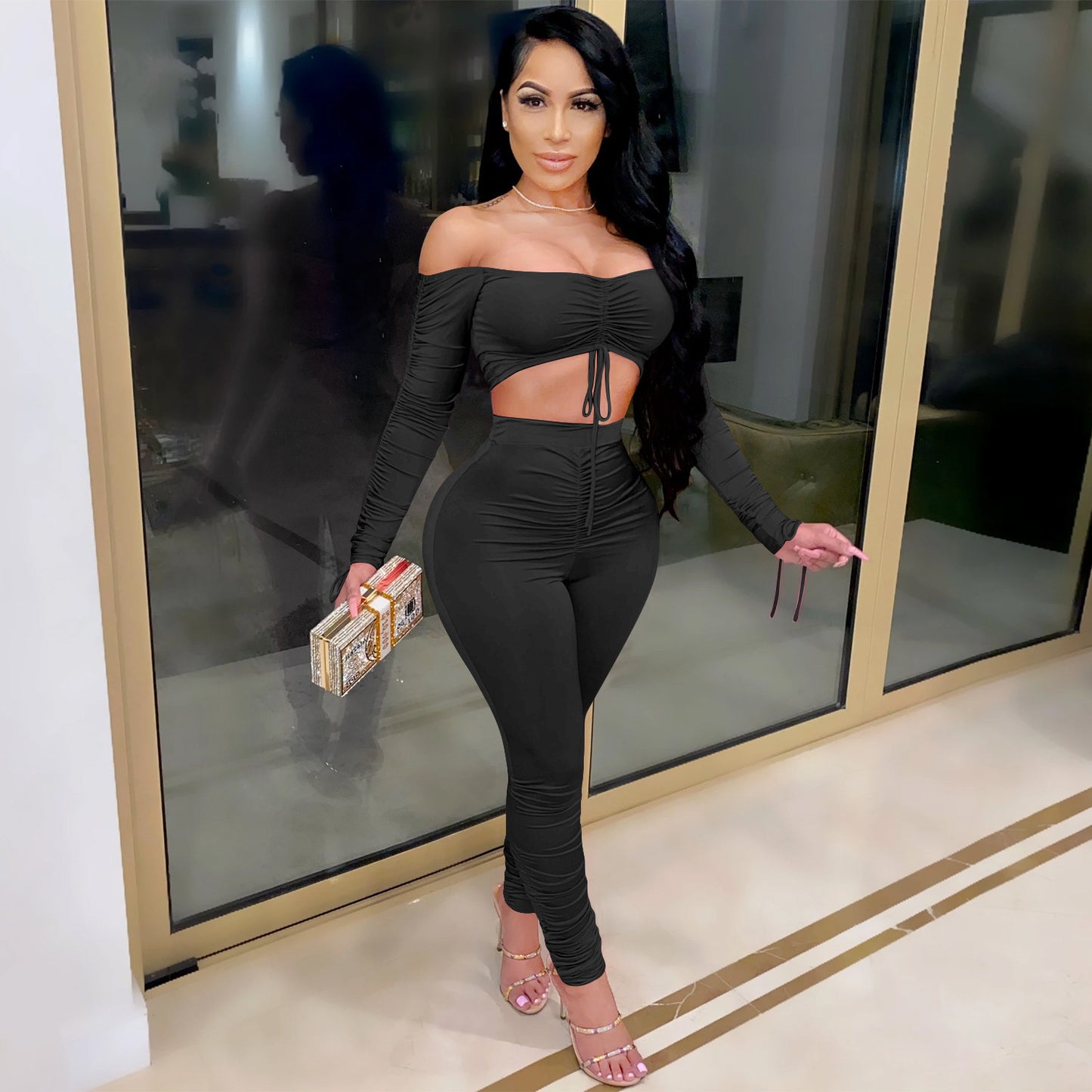 Dame Elegant Off-Shoulder Jumpsuit med raffinerede ruffles detaljer og figursyet pasform Stilla