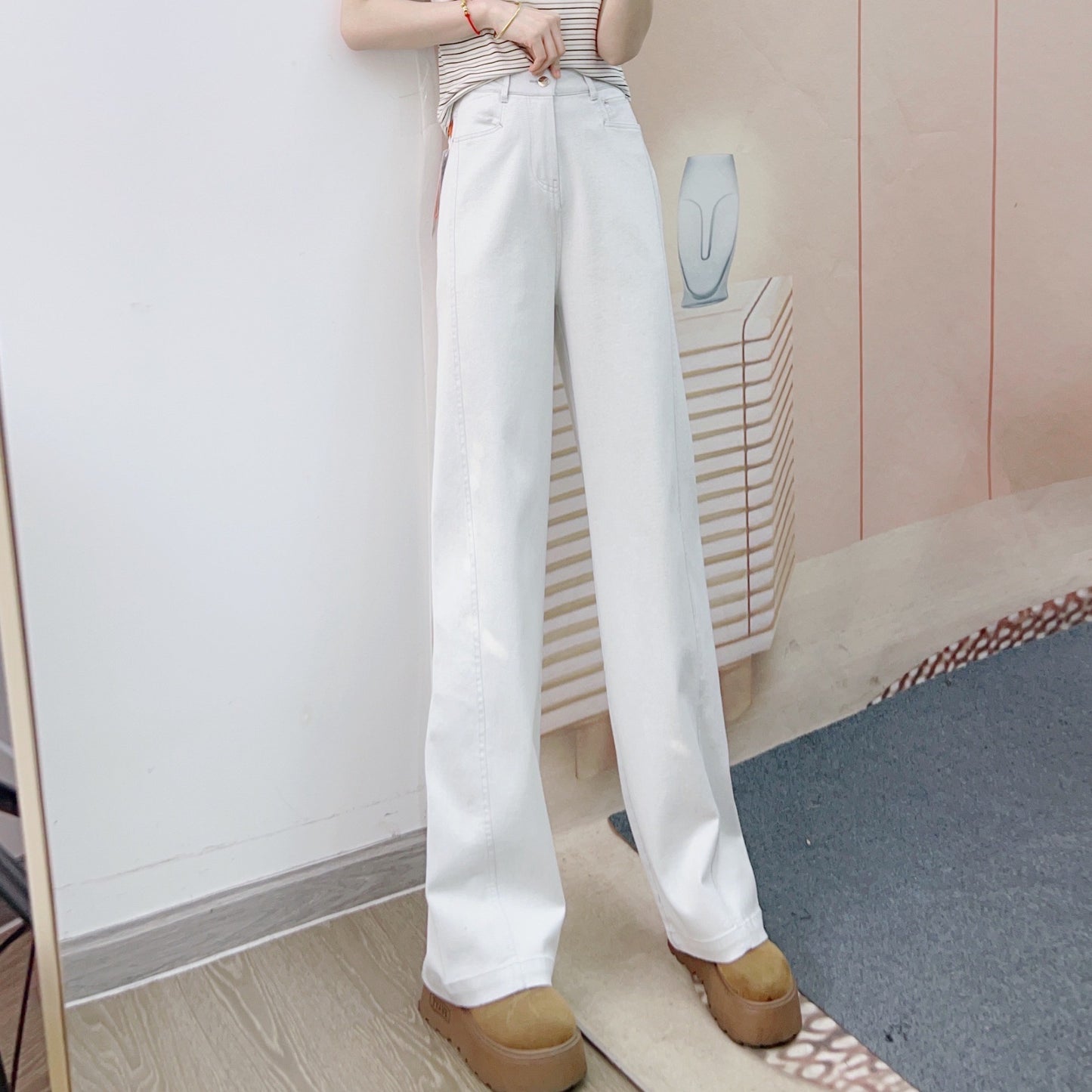 Dame Elegant Højskåret brede Jeansbukser med glat snit og praktiske lommer Stilla