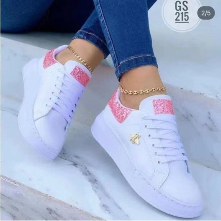 Dame Modische Sneakers med glitrende detaljer og komfortabel sål Stilla