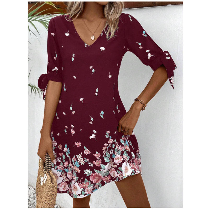 Dame afslappet blusekjole med floral design og loopærmer Stilla