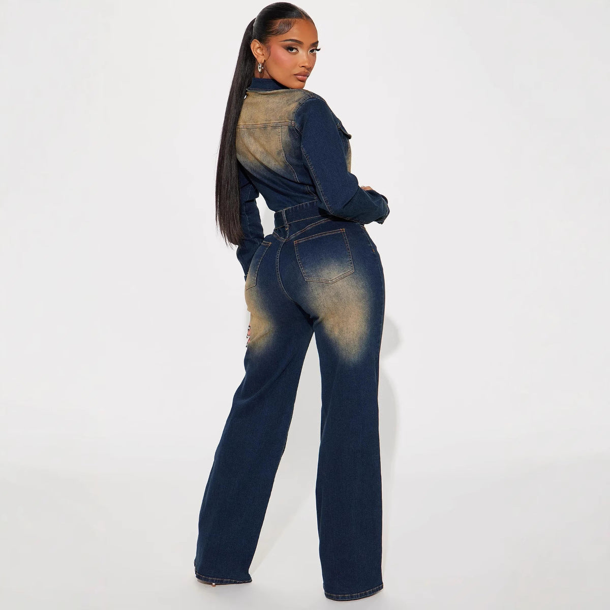 Dame Denim Jumpsuit med figursyet silhuet og særlige vaskeeffekter Stilla