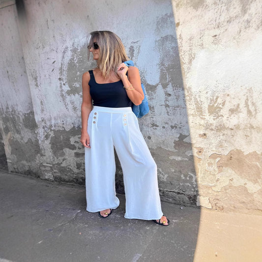 Dame Mode Jumpsuit med omhyggeligt designede knapdetaljer Stilla