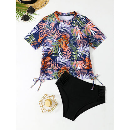 Dame badetøj sæt med stribet, højhalset overdel og høj talje Stilla