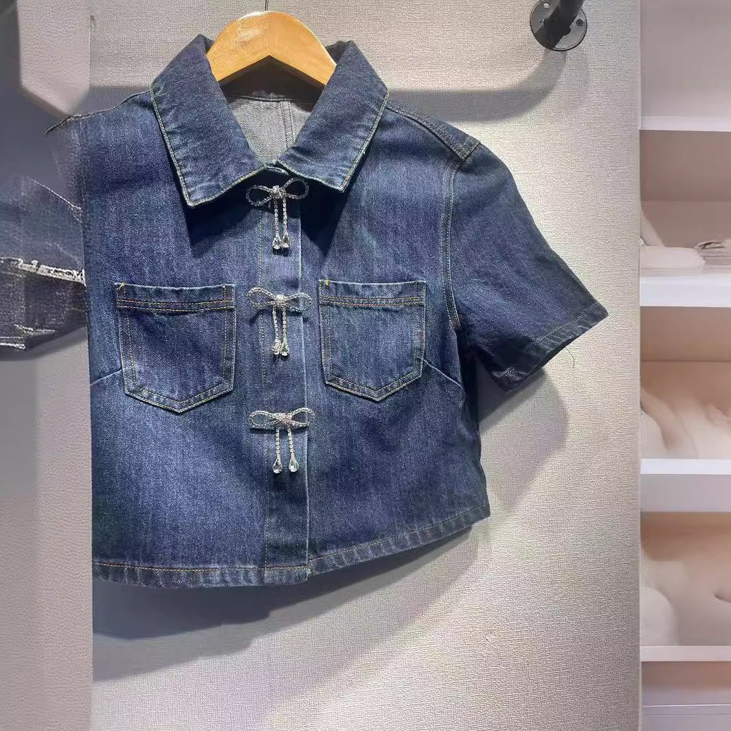 Dame Denim Mini Skirt med dekorative lommer og knaplukning Stilla