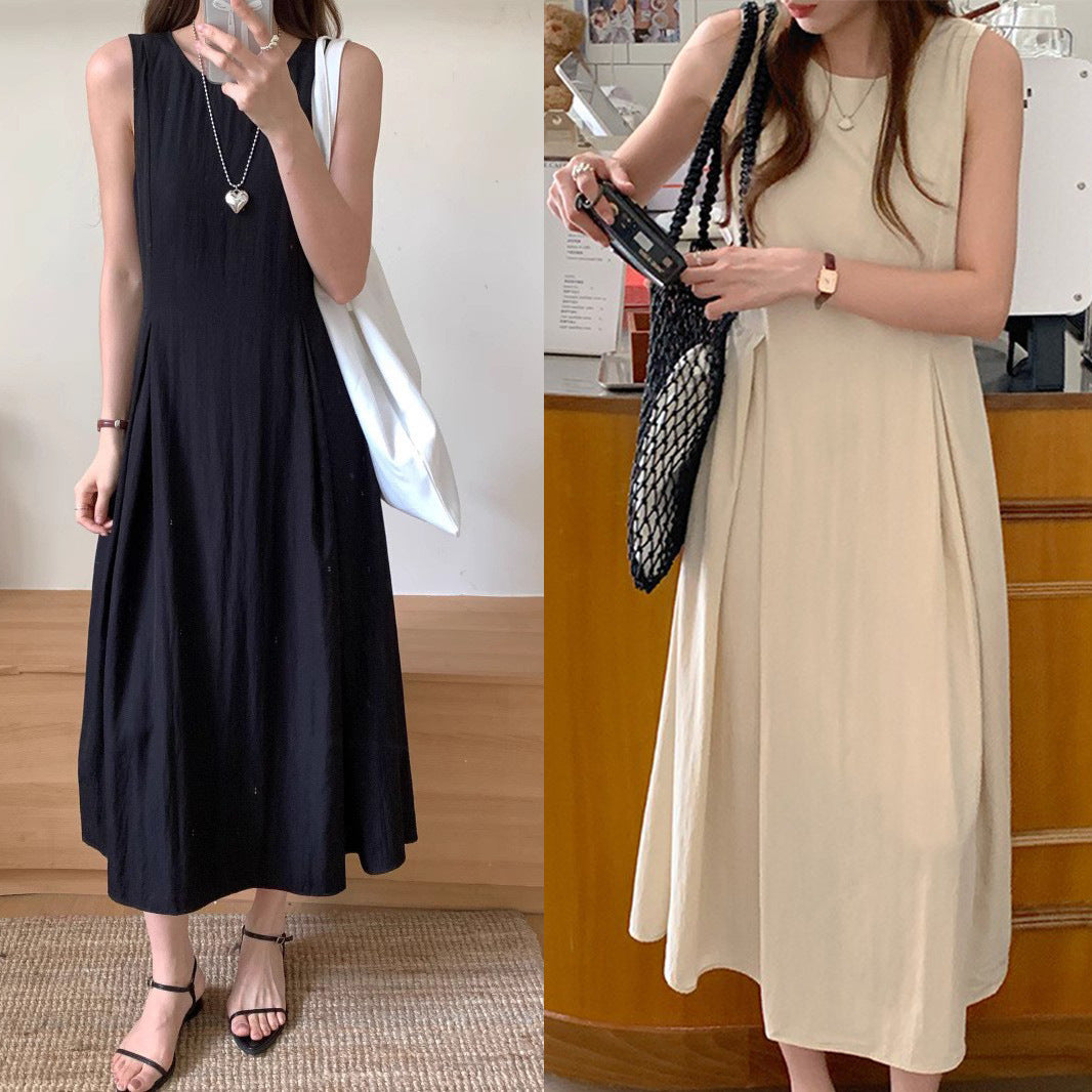 Dame afslappet maxikjole med svajet snit og elegant V-hals Stilla