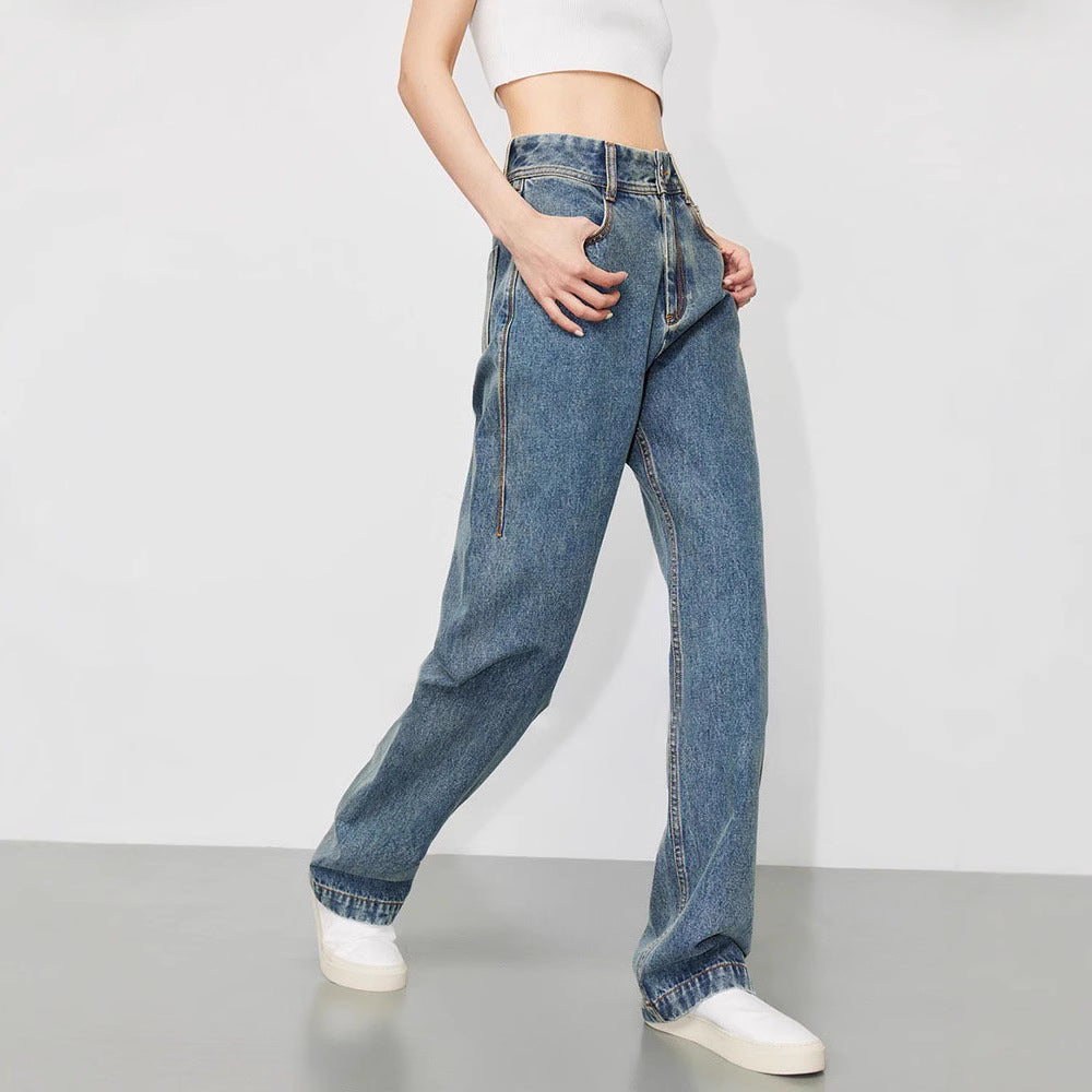 Dame afslappede jeans i moderne, loose fit med frynset kant og vintage-inspirerede accenter Stilla