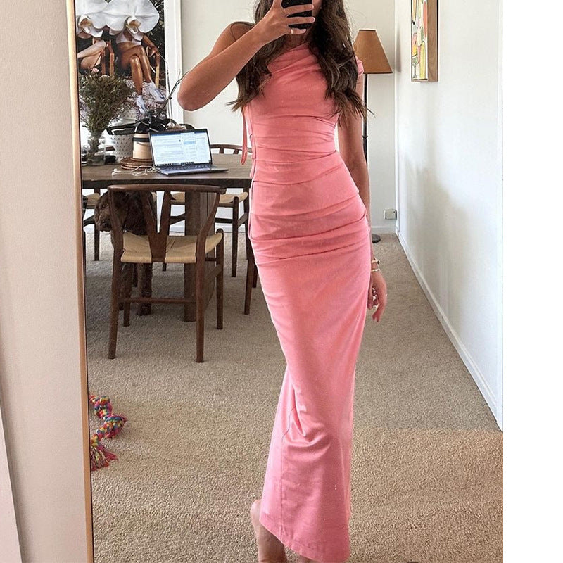 Dame elegant etuikjole med asymmetrisk overdel og figursyet snit Stilla