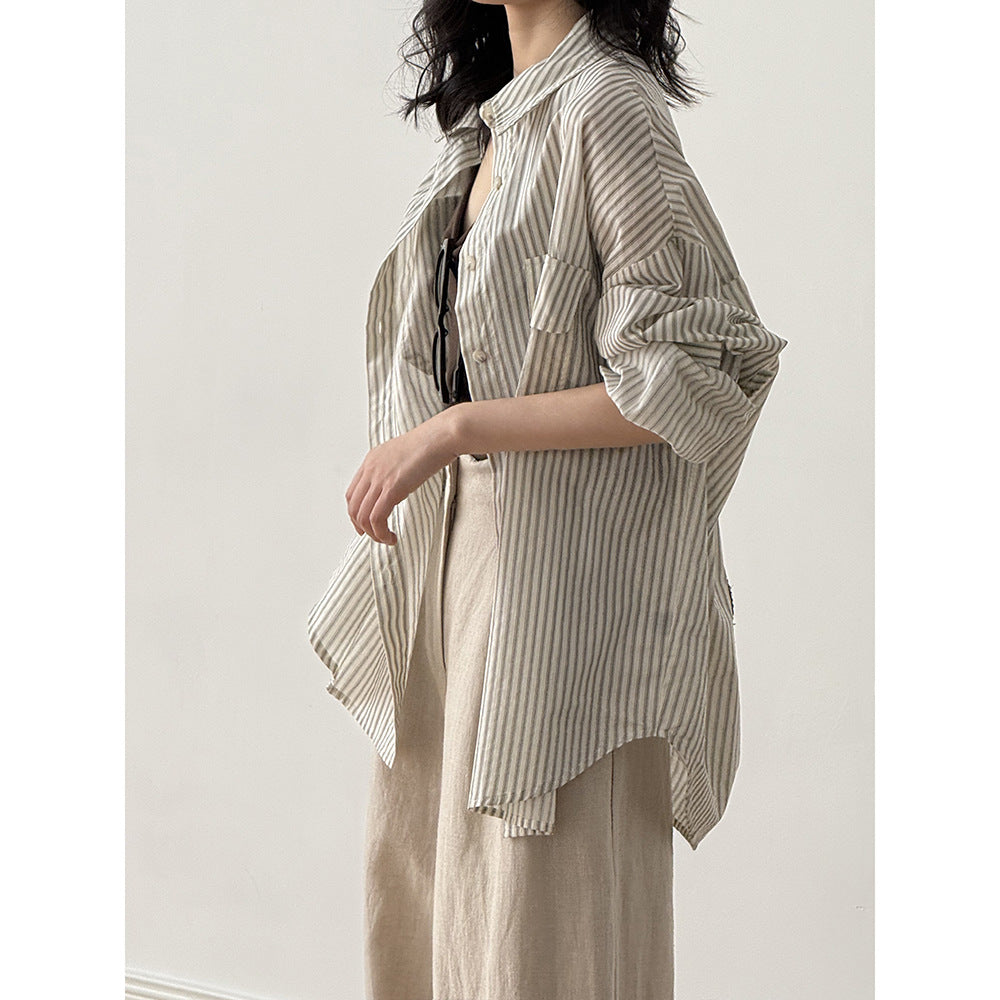 Dame afslappet skjorte top lavet af let og åndbart stof med stribet design Stilla