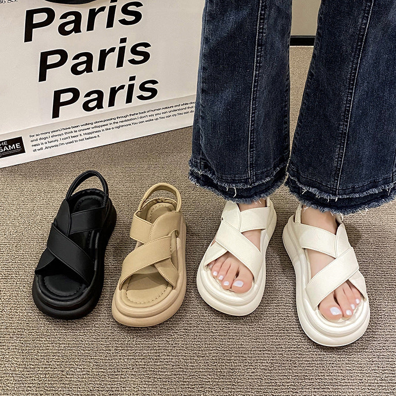 Dame afslappede remsandaler med moderne krydsremdesign og skridsikker sål Stilla