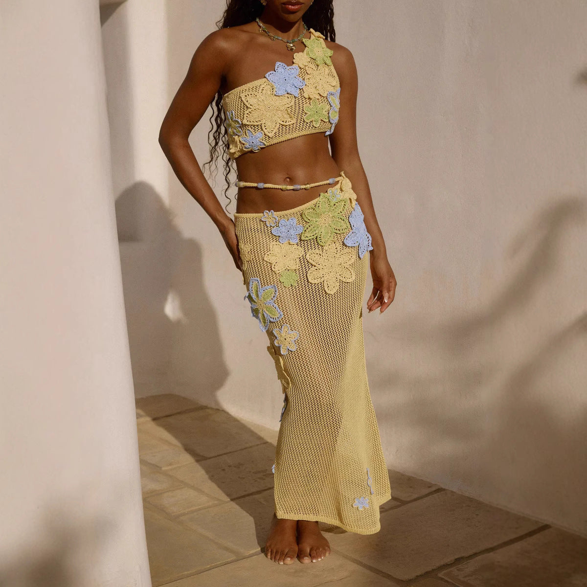 Dame Crop-Top og Maxiskirts sæt med florale hækleapplikationer Stilla