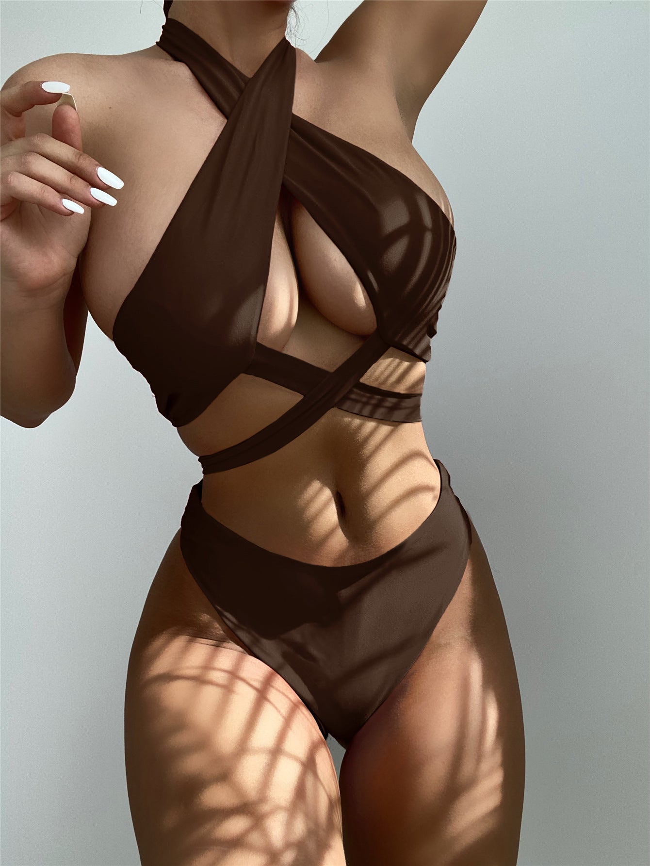 Dame Designer-bikini med krydsrem og høj benudskæring Stilla