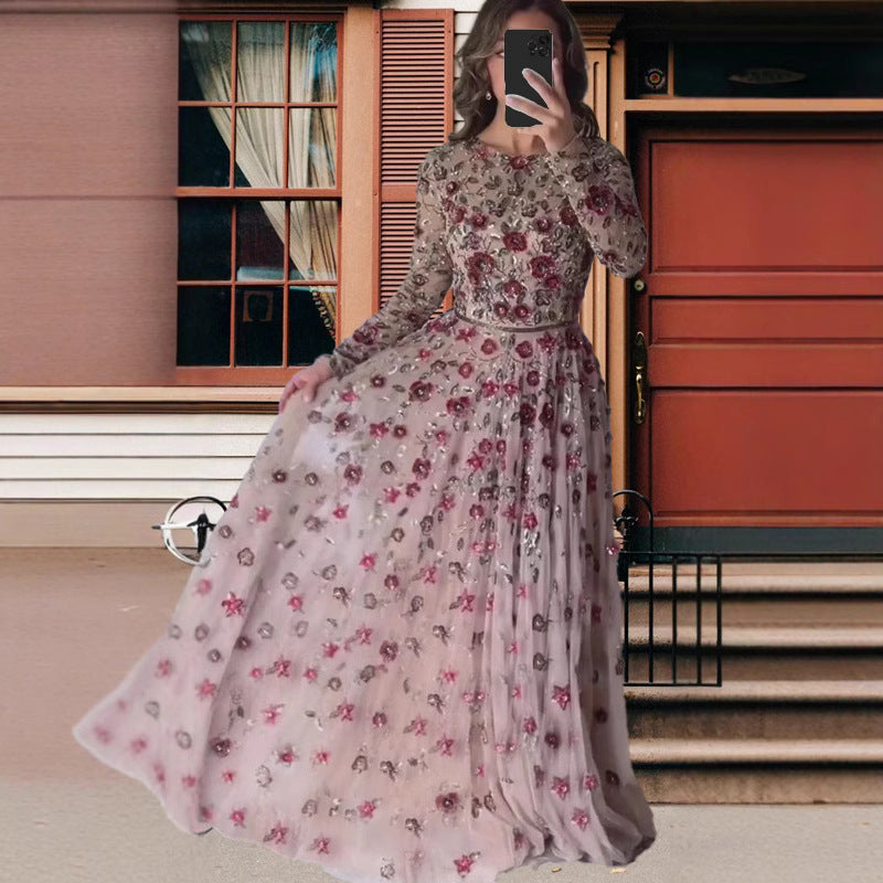 Dame Elegant blomsterkjole med florale broderier og lang tylskørt Stilla