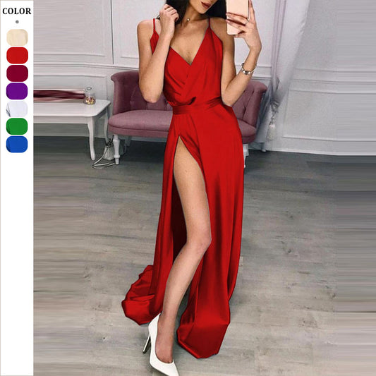 Dame Elegant aftenkjole med dyb V-hals og høj slids Stilla