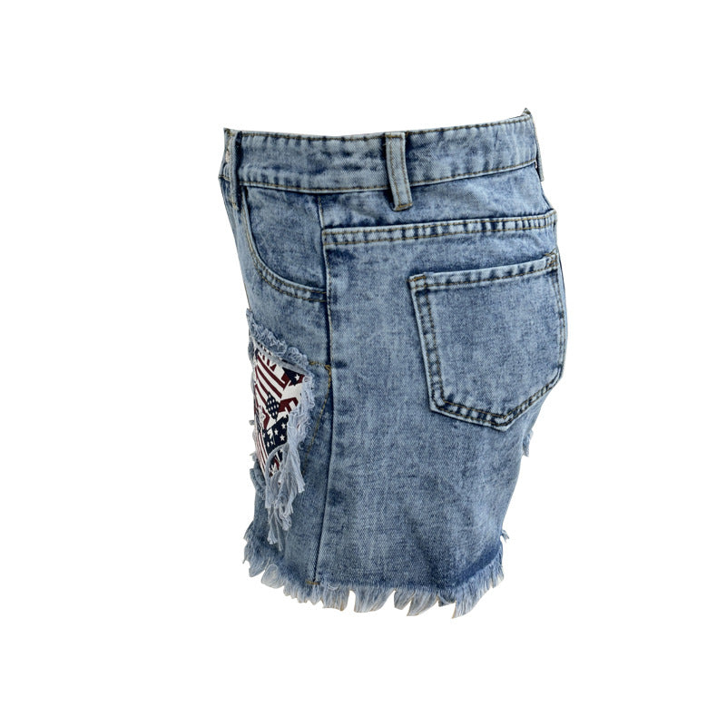 Dame Destroyed Denim-Shorts med modish lommer og frynset kant Stilla