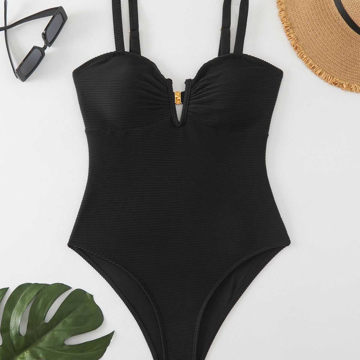 Dame Eintøjs badedragt med moderigtig lynlås og elegant ribstruktur Stilla