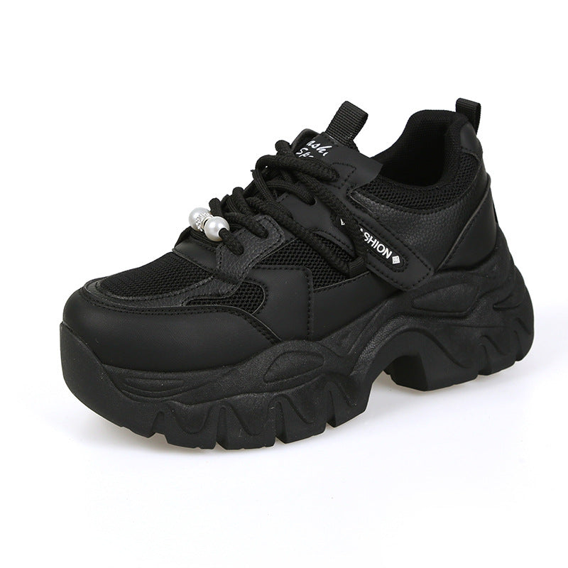 Dame Chunky Sneakers med fashionable perledetaljer og åndbart mesh-overflade Stilla