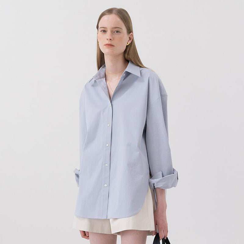 Dame afslappet skjorte med overskårne skuldre og fin bomuldsstruktur Stilla