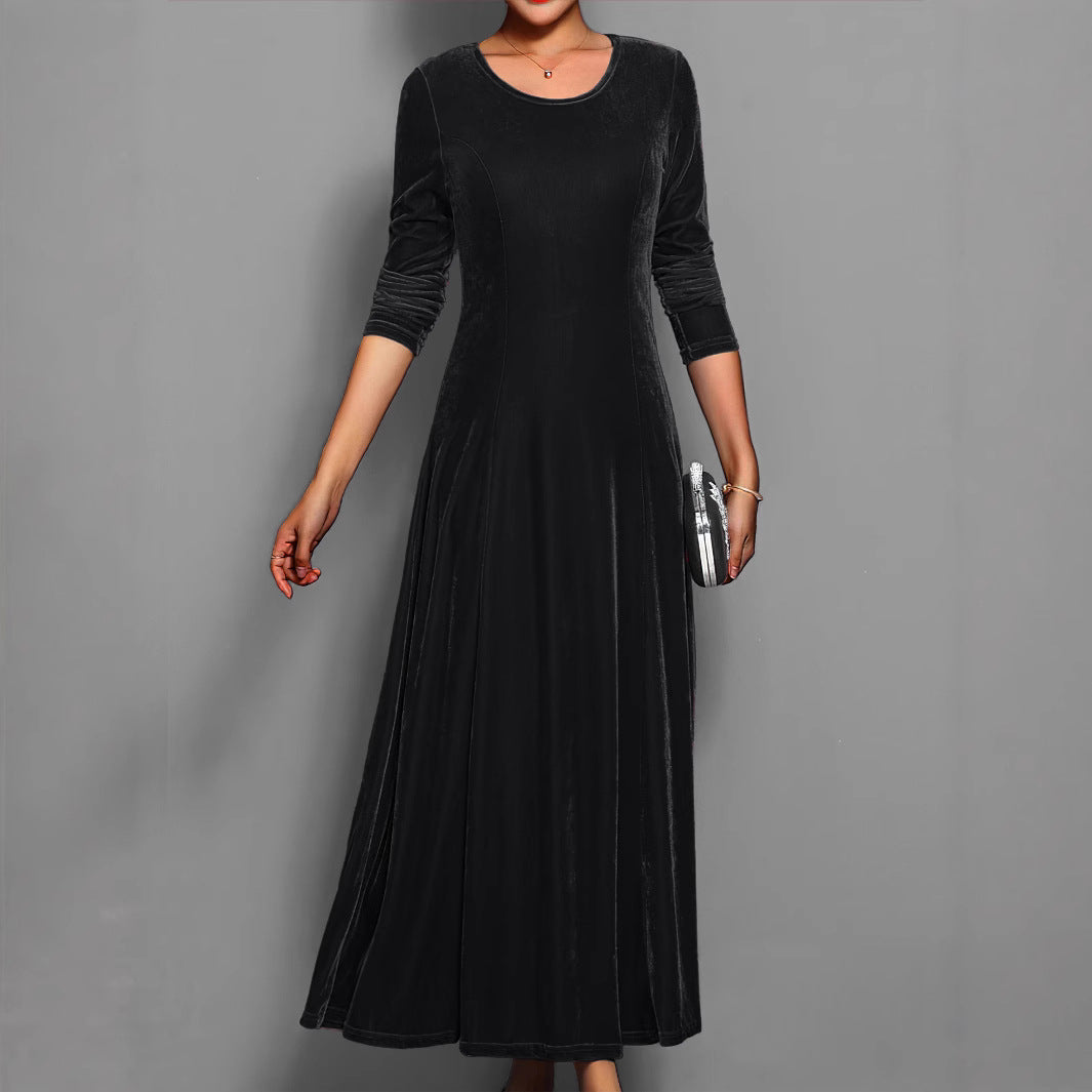 Dame elegant aftenkjole lavet af blød velour Stilla