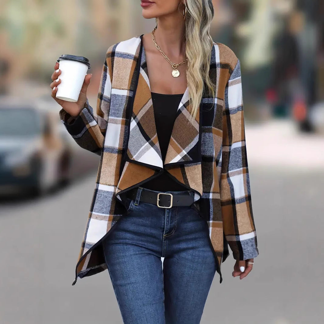 Dame afslappet flannel cardigan med asymmetrisk snit og ternet mønster Stilla